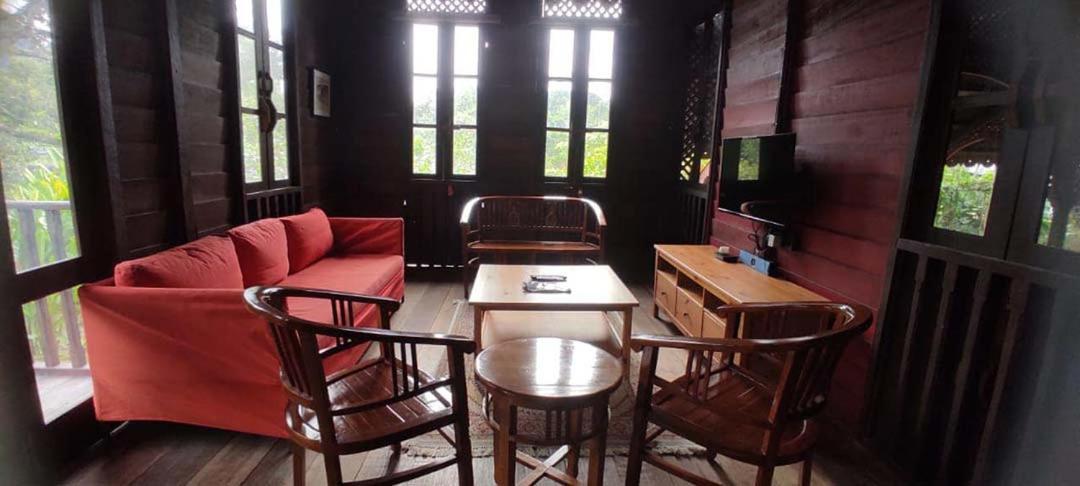 Bagas Zakariah Orchard Villa