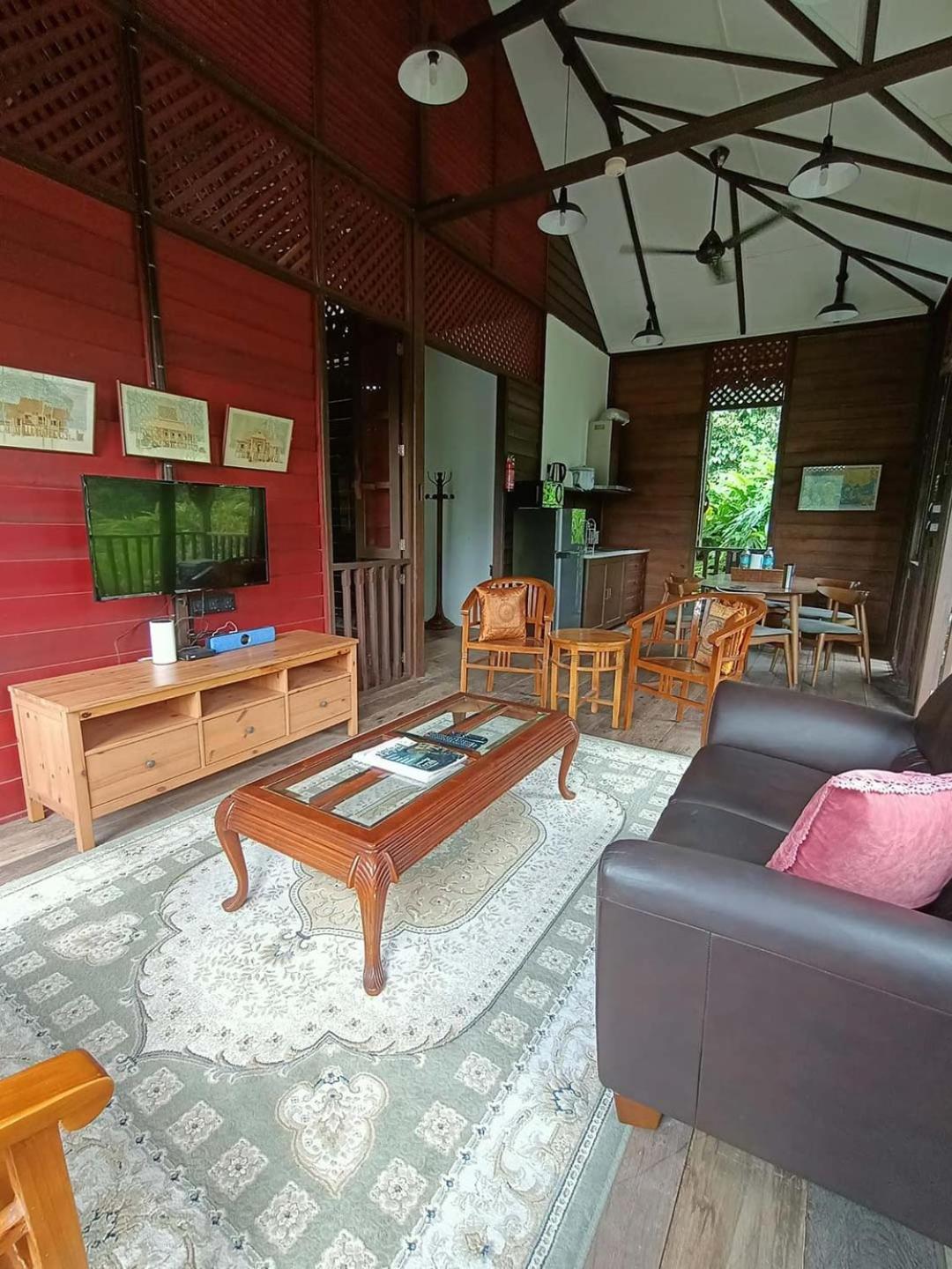 Bagas Zakariah Orchard Villa Gopeng