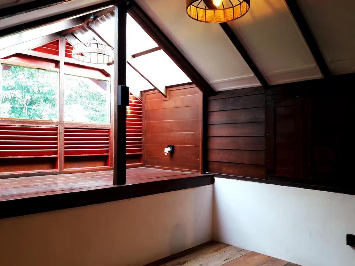 Bagas Zakariah Orchard Villa