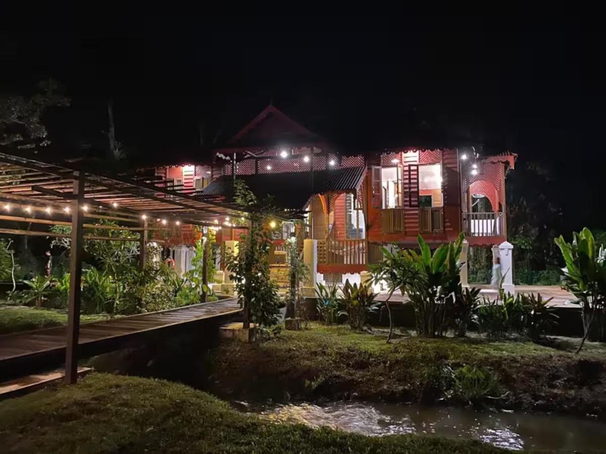 Bagas Zakariah Orchard