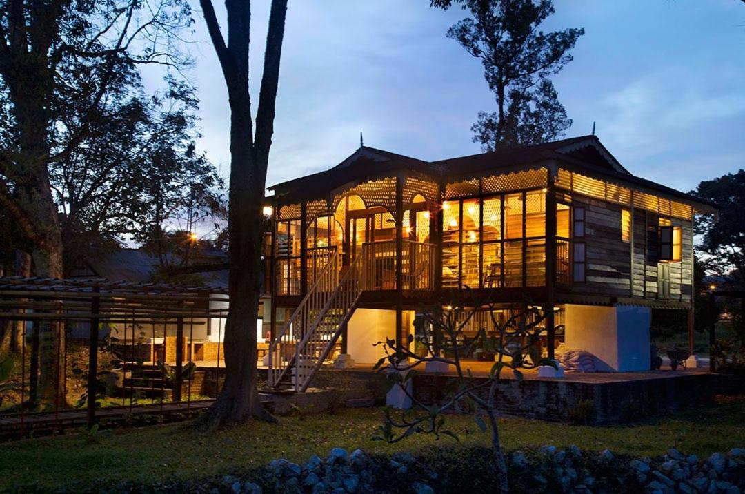 Bagas Zakariah Orchard Villa *